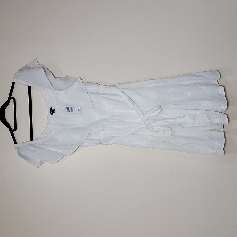 Off the shoulder white embroidered dress - Picture 2 of 7